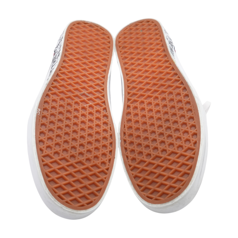 Vans Classic Low-Top Athletic Shoes – Image 4
