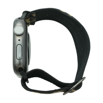 44mm Series SE Space Gray Smartwatch Multi Band M/L