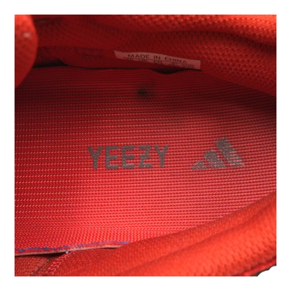 Hi-Res Red Yeezy Boost 700 Low-Top Athletic Shoes