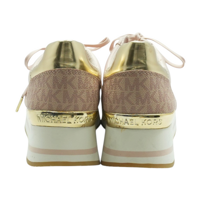 Logo Trainer Low-Top Athletic Shoes