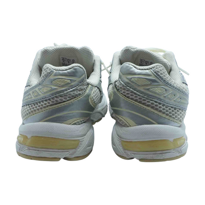 Asics Silver Low-Top Athletic Shoes – Image 2