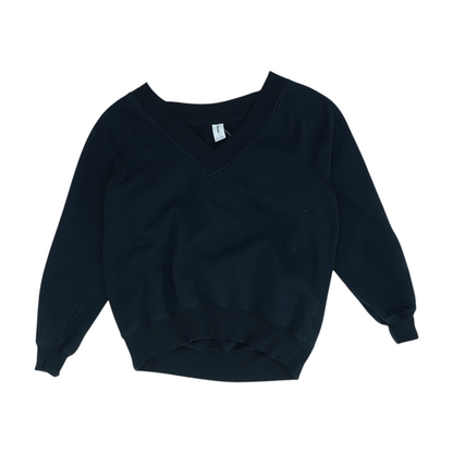 Black Solid Sweatshirt Pullover