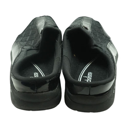 Black Slip-On Athletic Shoes