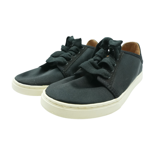 Pehuea Lī Low-Top Athletic Shoes