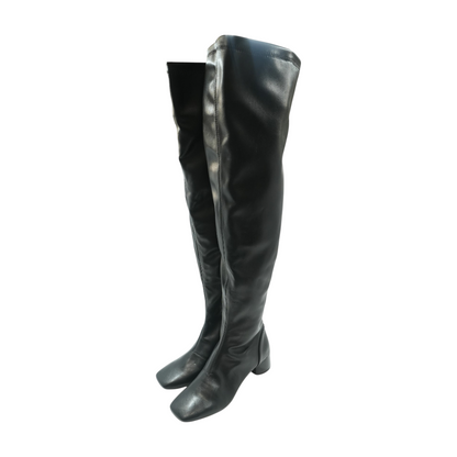 Black Boots
