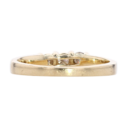 1/5 ctw 10K Yellow Gold Diamond Band Ring