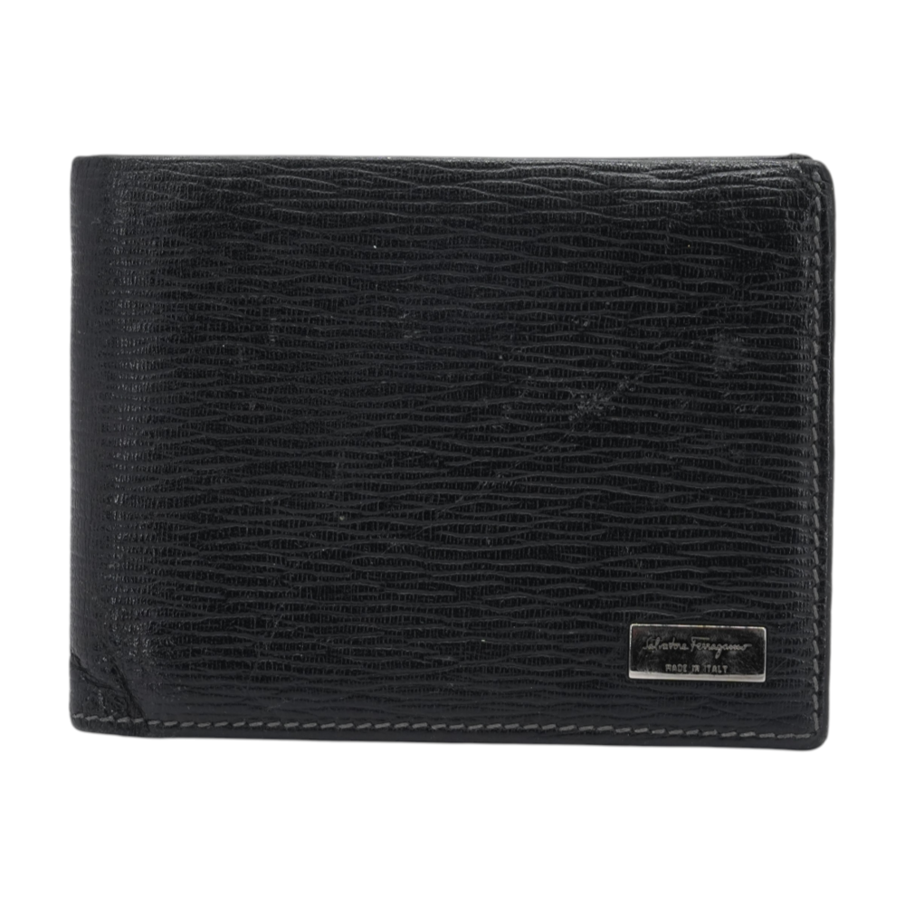 Textured Leather Bifold Wallet with Metallic Logo Plate