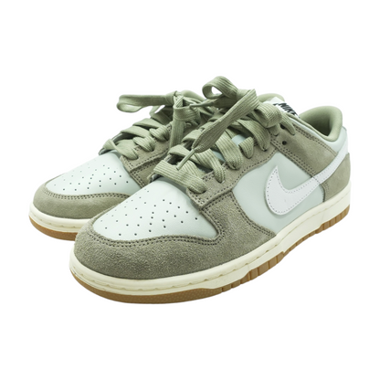 Dunk Low Retro SE Low-Top Athletic Shoes