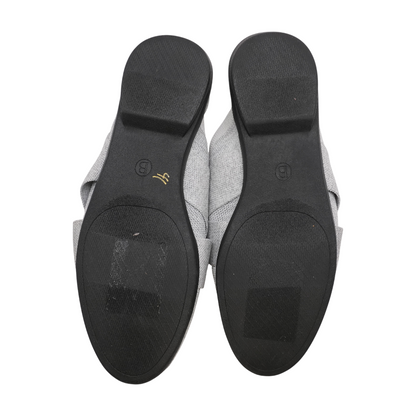 Gray Flats
