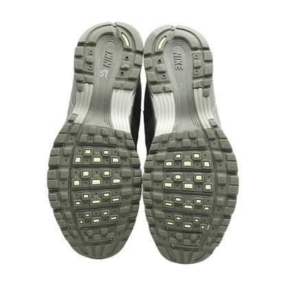 P-6000 Low-Top Athletic Shoes