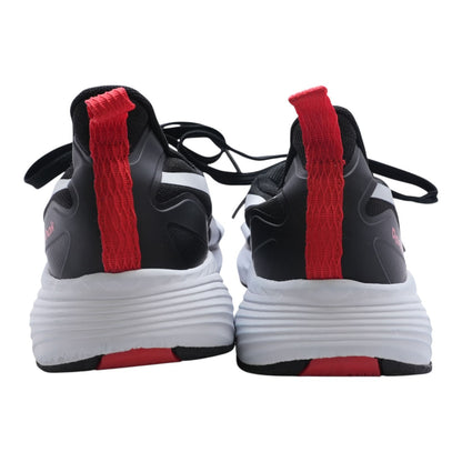 Black Low-Top Athletic Shoes