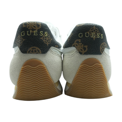Skroll Low-Top Athletic Shoes