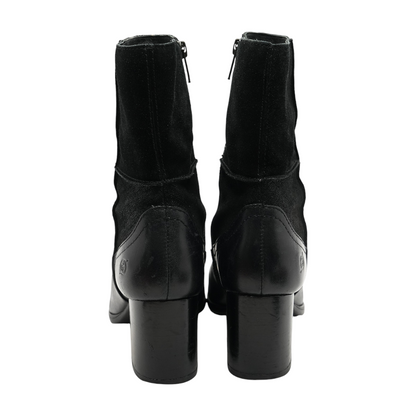 Black Boots