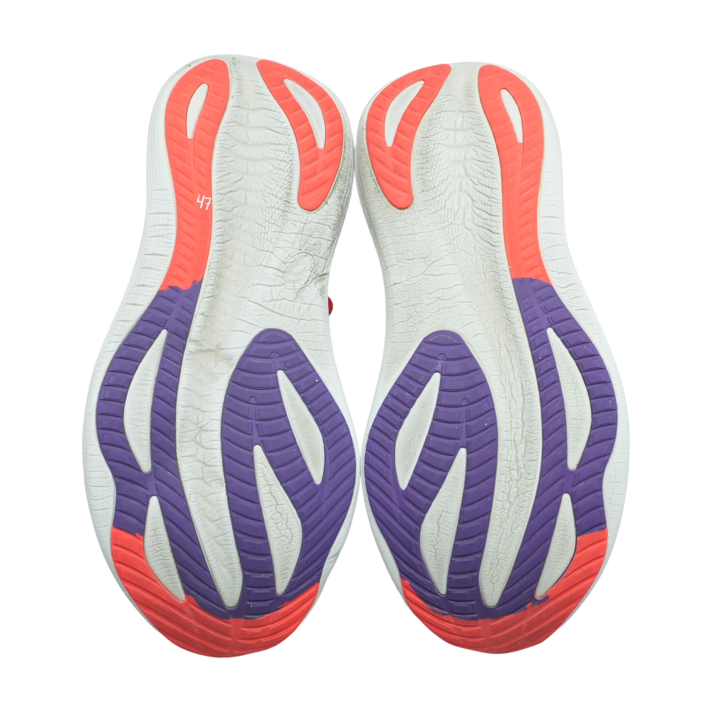 Gel Nimbus Low-Top Athletic Shoes