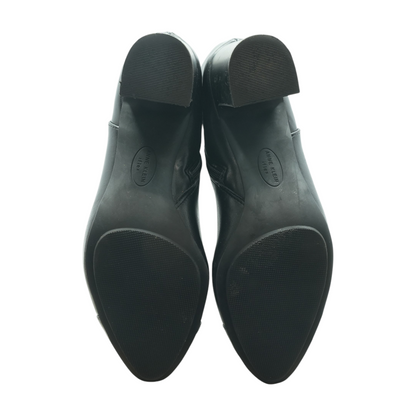 Black Boots