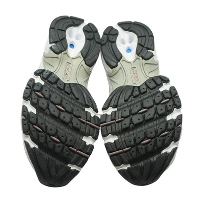 530 White Athletic Shoes