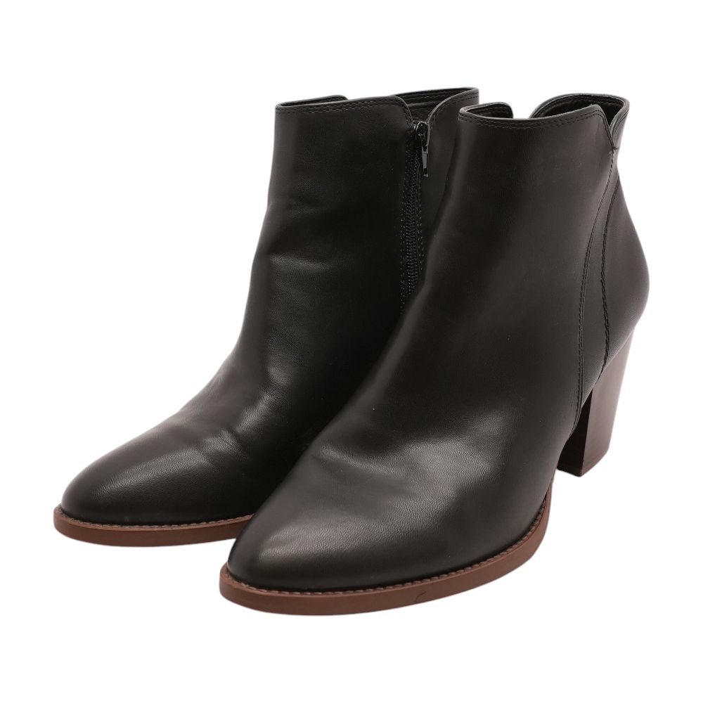 Black Ankle Boots – Unclaimed Baggage