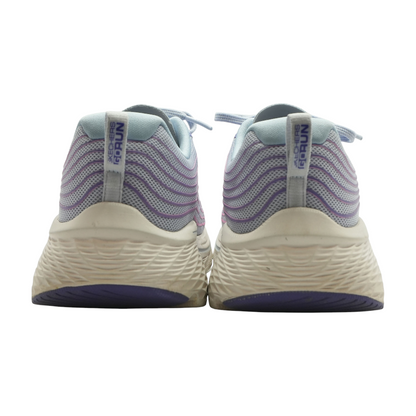 Max Cushioning Low-Top Athletic Shoes