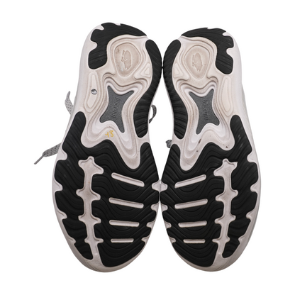 IKONI 3.0 Low-Top Athletic Shoes