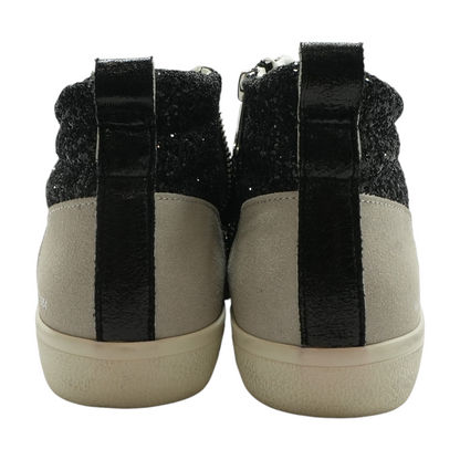 White High-Top Athletic Shoes