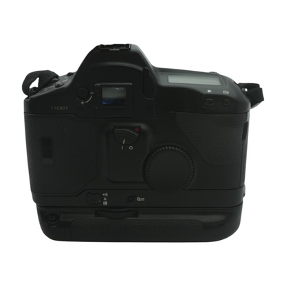 EOS 1N Film Camera with EF 75-300mm f/4-5.6 III Telephoto Lens