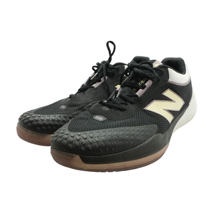 Black Low-Top Athletic Shoes