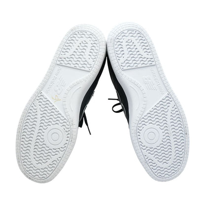 Black Low Top Athletic Shoes