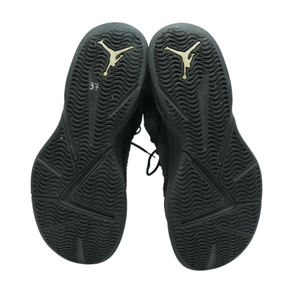Air Jordan 5 AM Low-Top Athletic Shoes