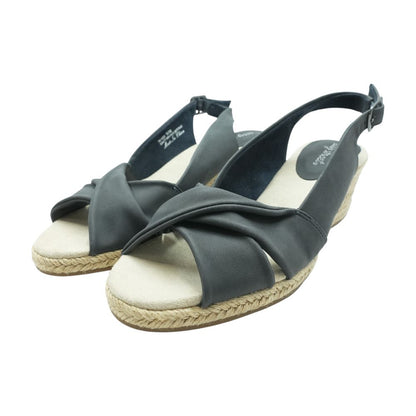 Black Wedged Sandals