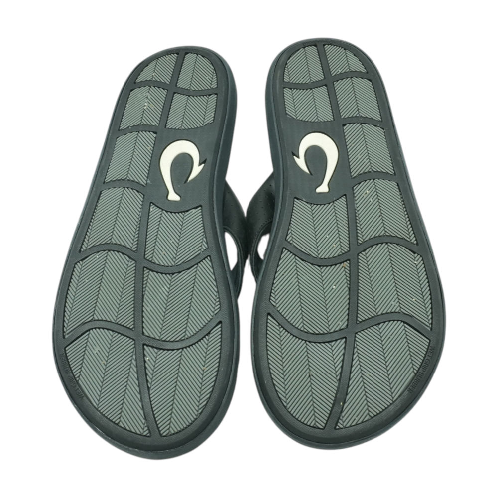 Black Flip-Flop Sandals