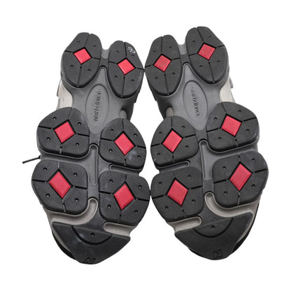 9060 Gray Low Top Athletic Shoes