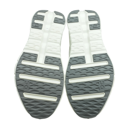Cloud Tilt Low-Top Athletic Shoes