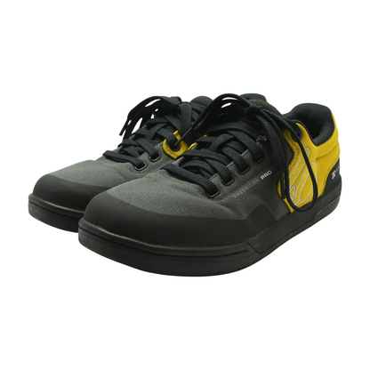 Freerider Pro Low-Top Athletic Shoes