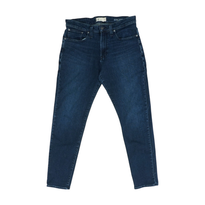 Athletic Jeans