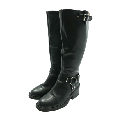 Black Boots