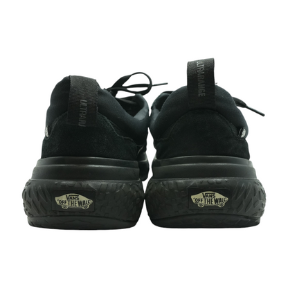 Ultra Range Low-Top Athletic Shoes