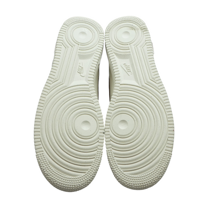 Air Force 1 '07 LV8 Low-Top Athletic Shoes