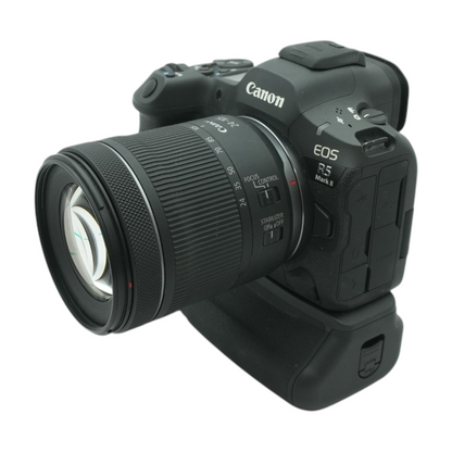 EOS R5 Mark II Mirrorless Camera with RF 24-105mm F4-7.1 IS STM Standard Zoom Lens