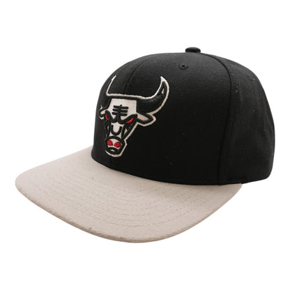 Black Chicago Bulls Ballcap Hat