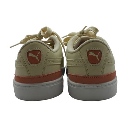 Vicky V3 Low-Top Athletic Shoes
