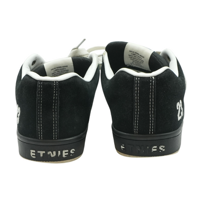 Sal 23 Low-Top Athletic Shoes