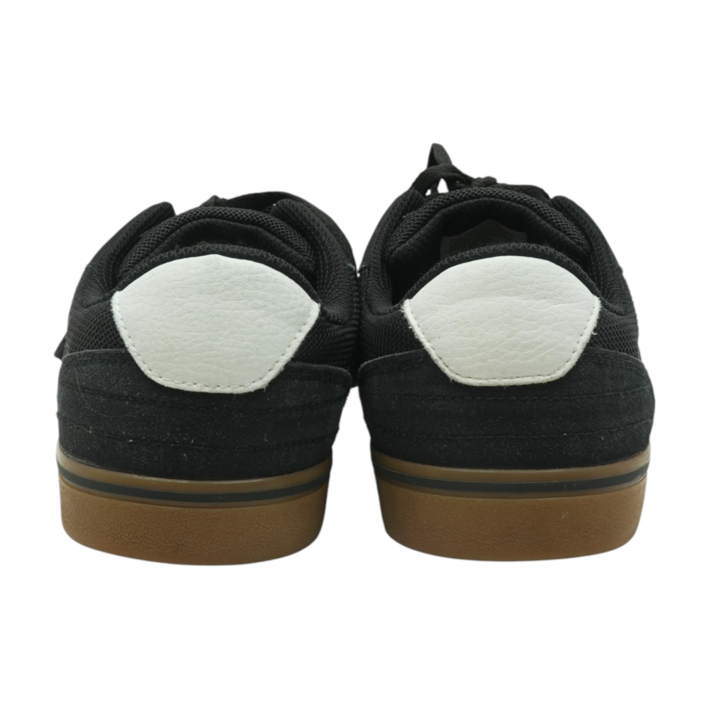 Axel Low-Top Athletic Shoes