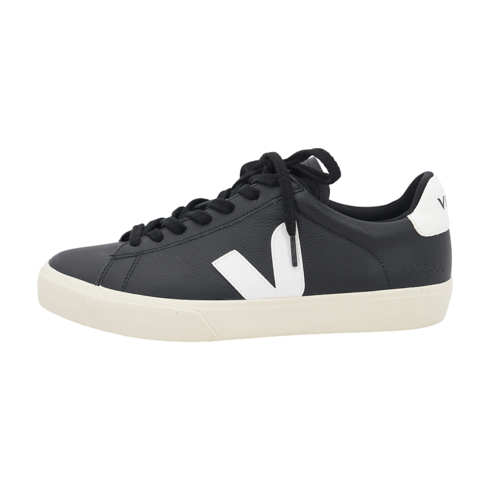 Black Low-Top Athletic Shoes