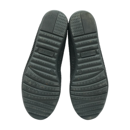 Black Flats