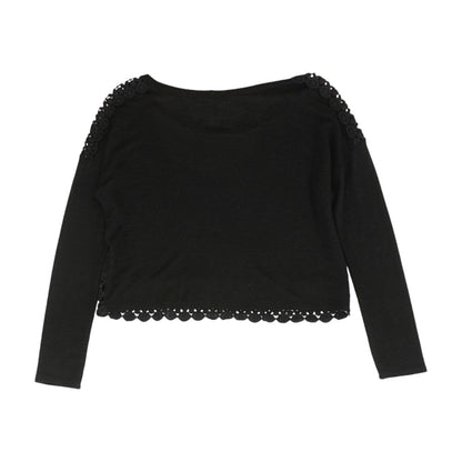 Black Solid Crewneck Knit Top