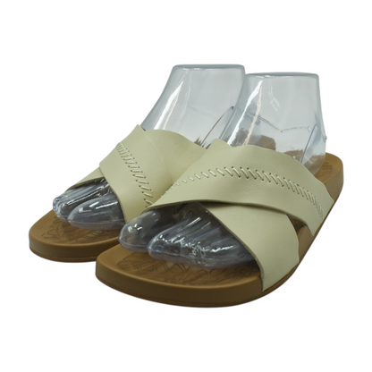 Olukai Beige Flat Sandals – Image 2