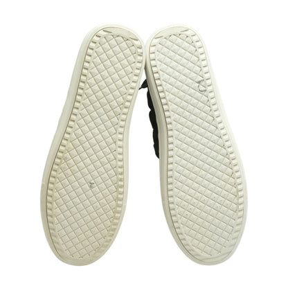 Black Low Top Athletic Shoes