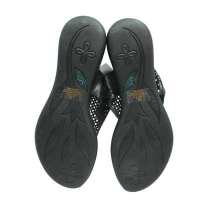 Black Wedged Sandals