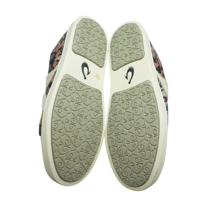 Pehuea Athletic Shoes