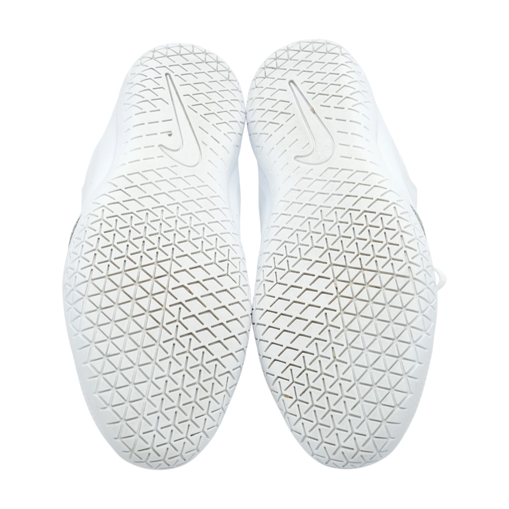 Sideline IV Low-Top Athletic Shoes